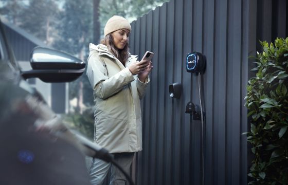 Wallbox Pulsar Plus laddar elbil